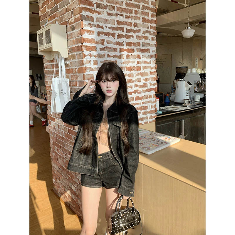 2025夏季新款性感辣妹长袖短款牛仔外套+高腰百搭短裤显瘦两件套