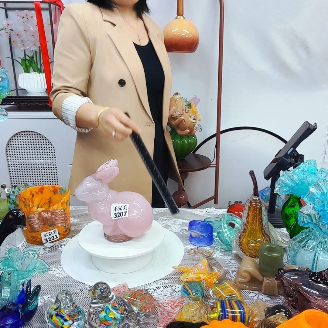 兔子安妮琉璃摆件不完美