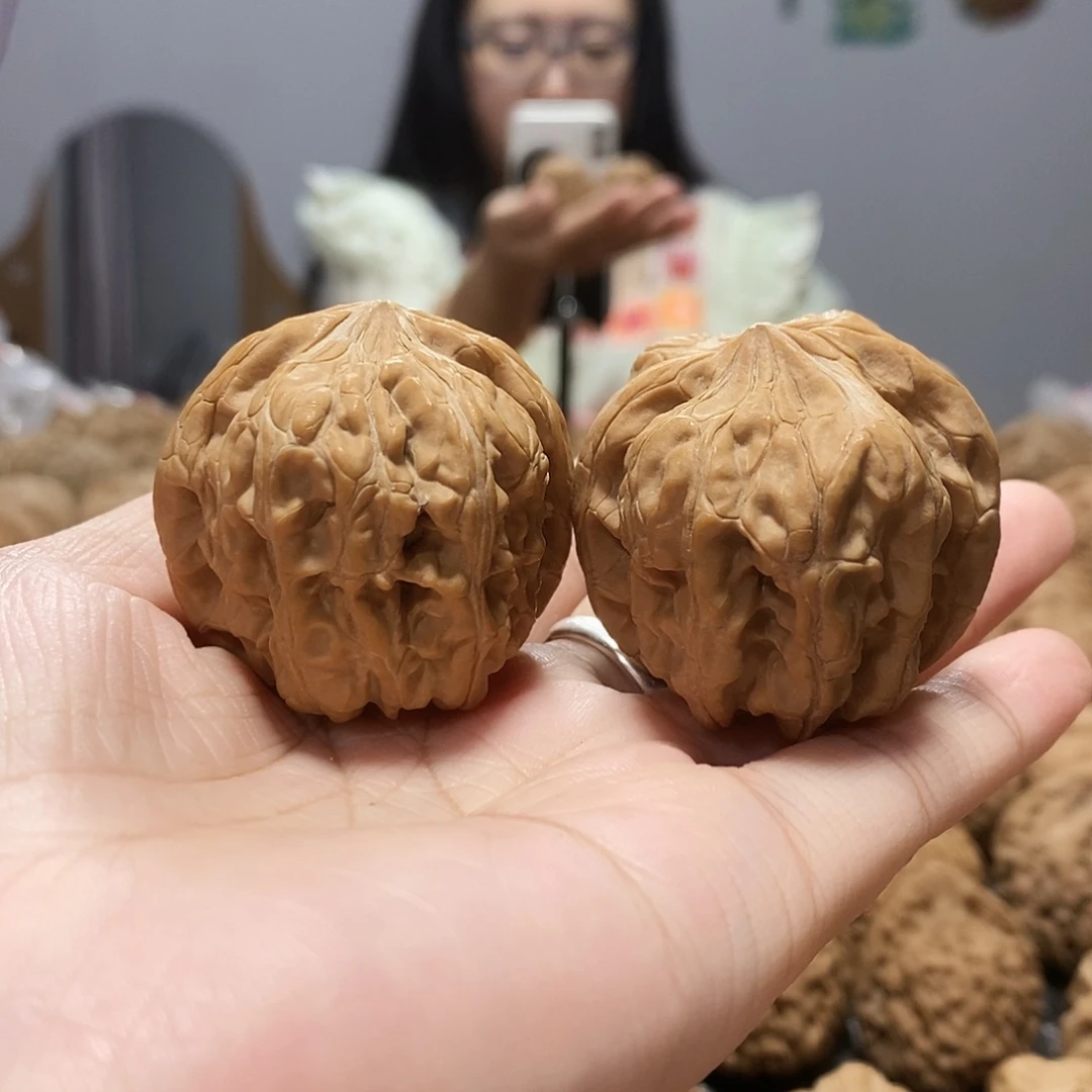 文玩核桃吊坠芭蕉扇40黄尖