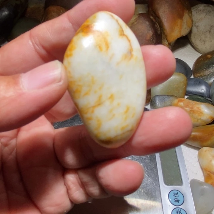 和田玉（子料）未镶嵌颈饰