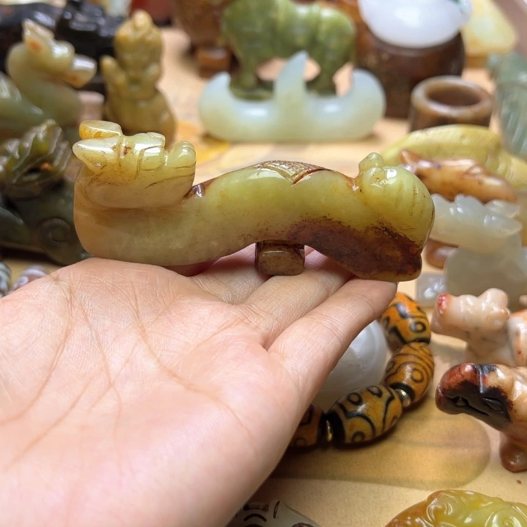 【闪购商品】蛇纹石玉颈饰未镶嵌