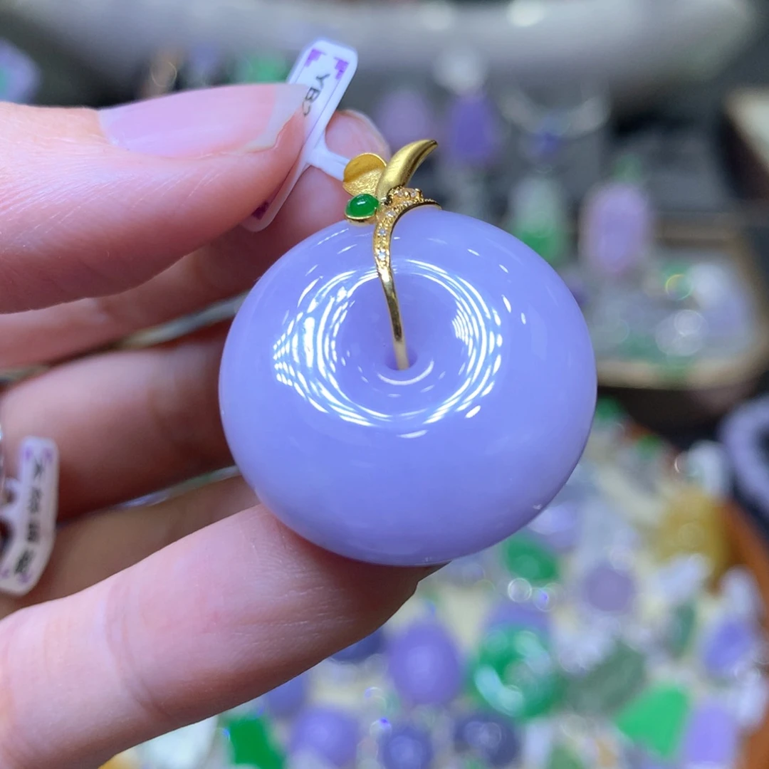 【闪购商品】翡翠颈饰18K金镶嵌翡翠吊坠项链