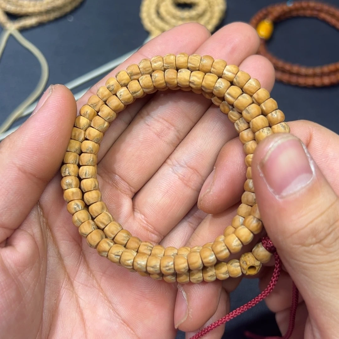 柏香籽/百香籽吊坠红瑶