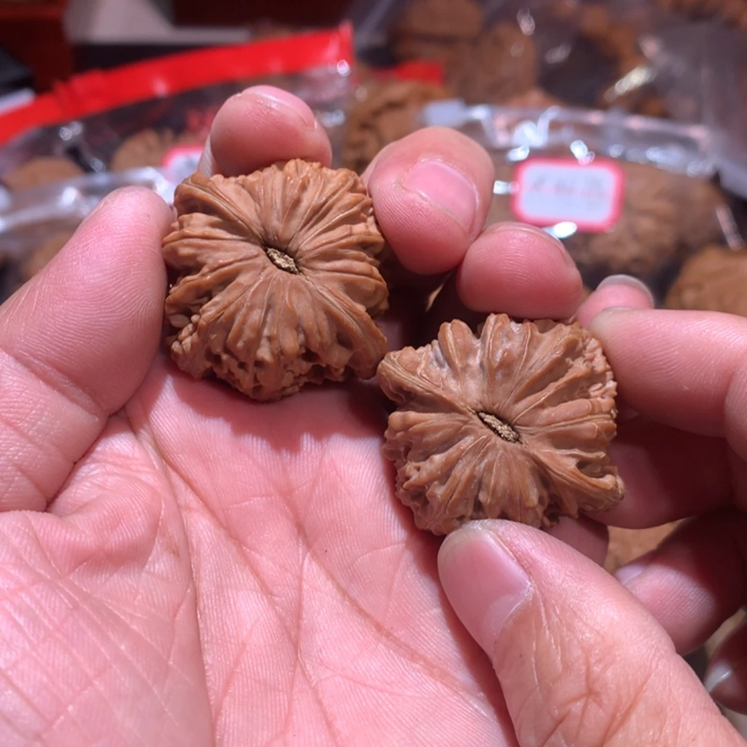 ￴***￴把件文玩核桃36+磨盘