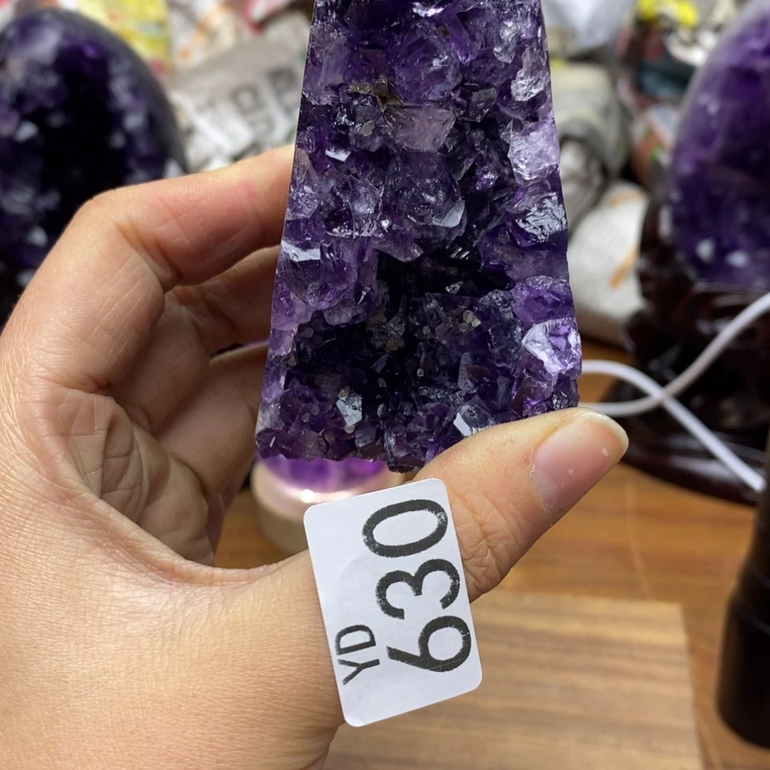 水晶大型摆件（非配饰）未镶嵌