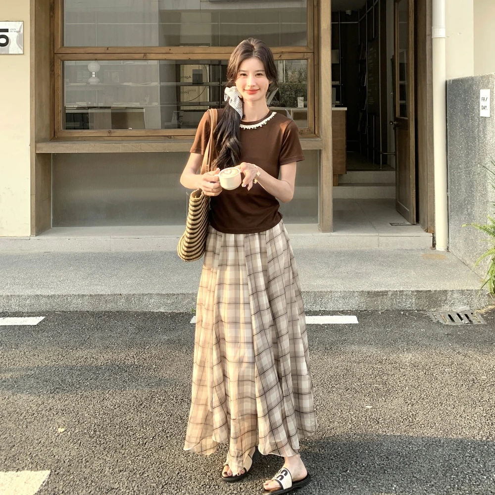 韩版学院风减龄套装裙女2025夏季新款设计感T恤格子半身裙两件套