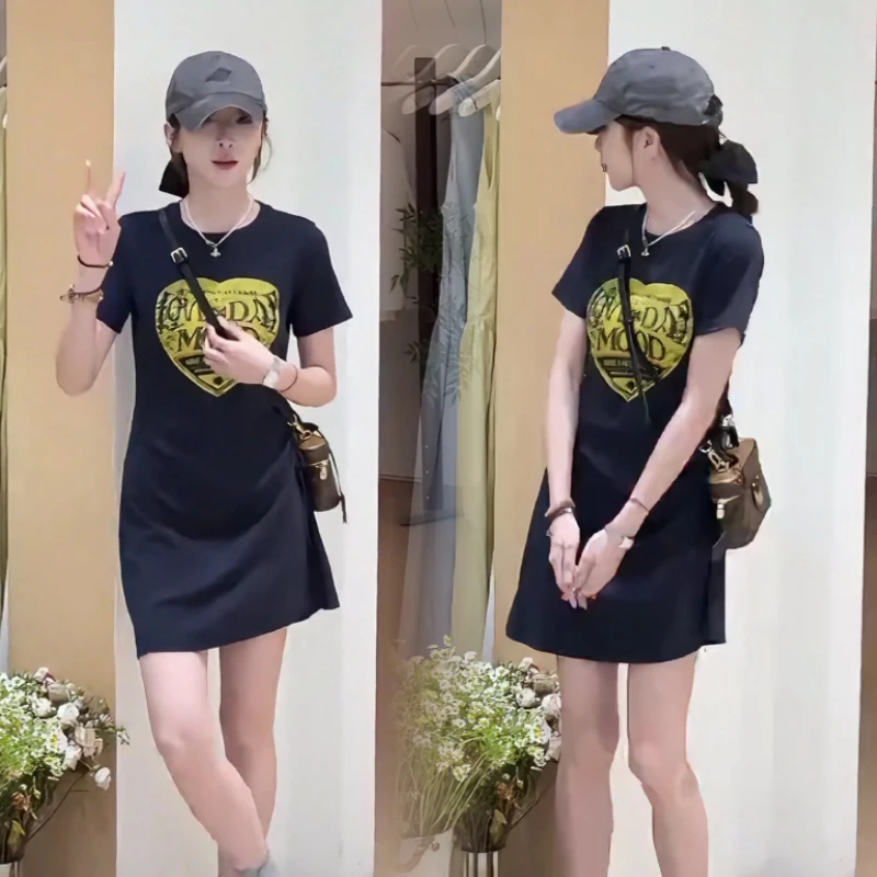 心跳字母夏季新款休闲时尚百搭宽松印花字母抽绳连衣裙女
