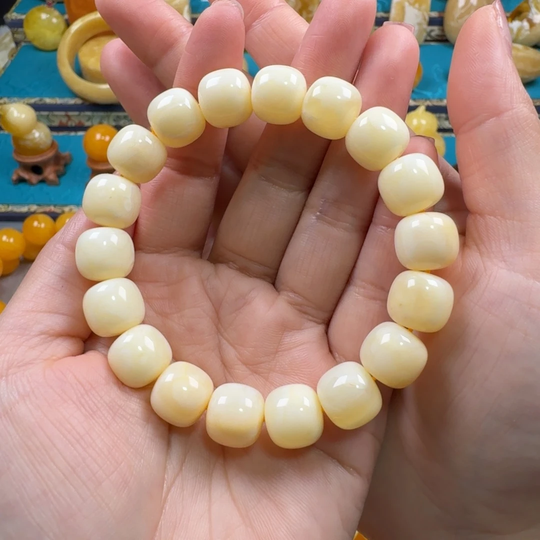 琥珀未镶嵌手链蜜蜡