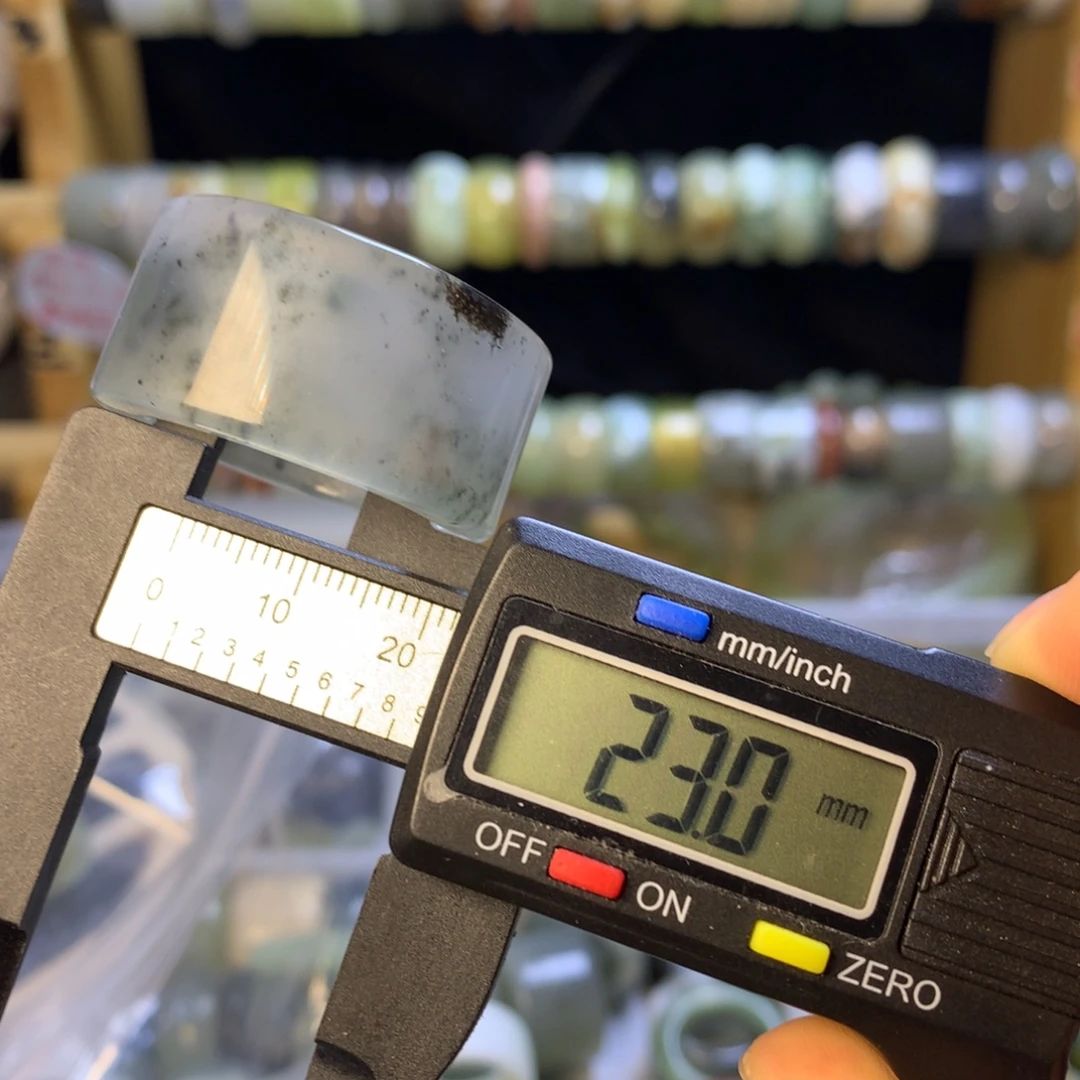 合金蛇纹石玉戒指