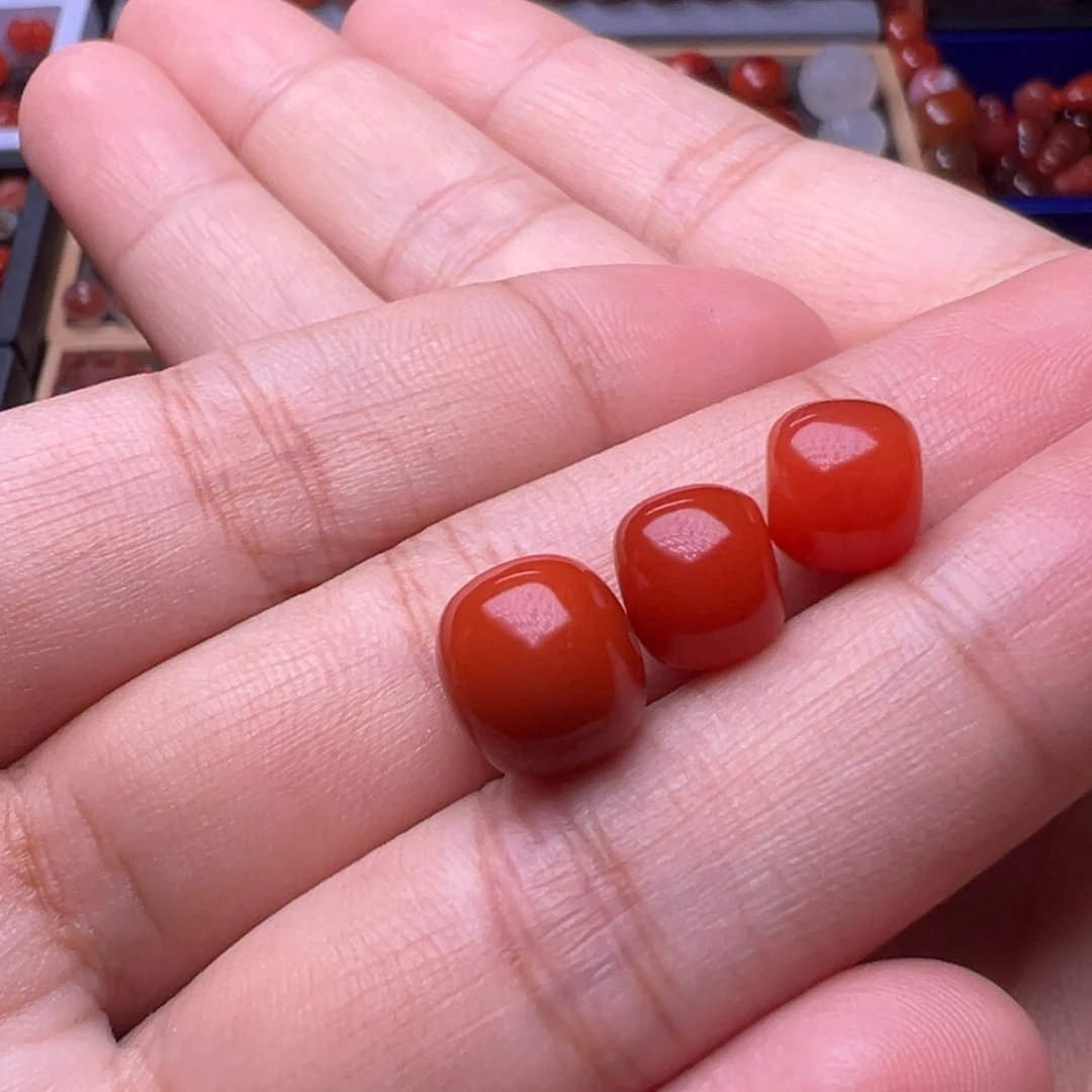 用***9南红玛瑙未镶嵌珠宝奇石