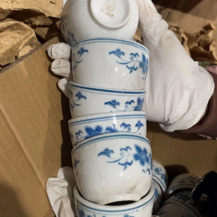 摆件陶瓷盘子碗都便宜