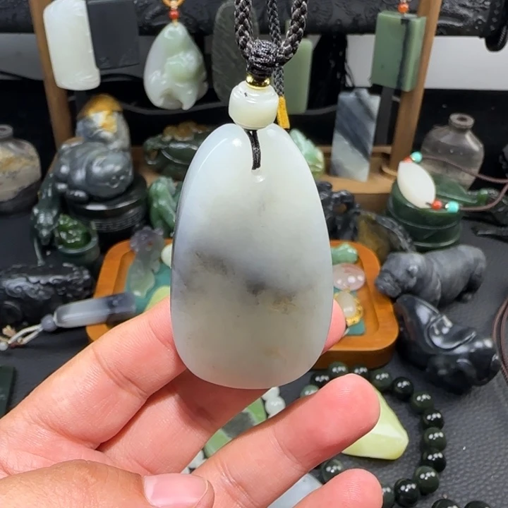 未镶嵌和田玉挂件