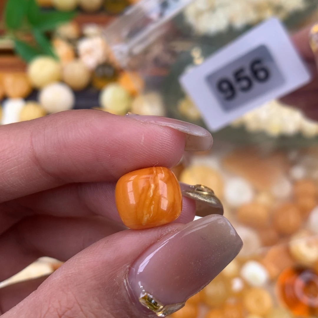 琥珀珠宝奇石未镶嵌11.5