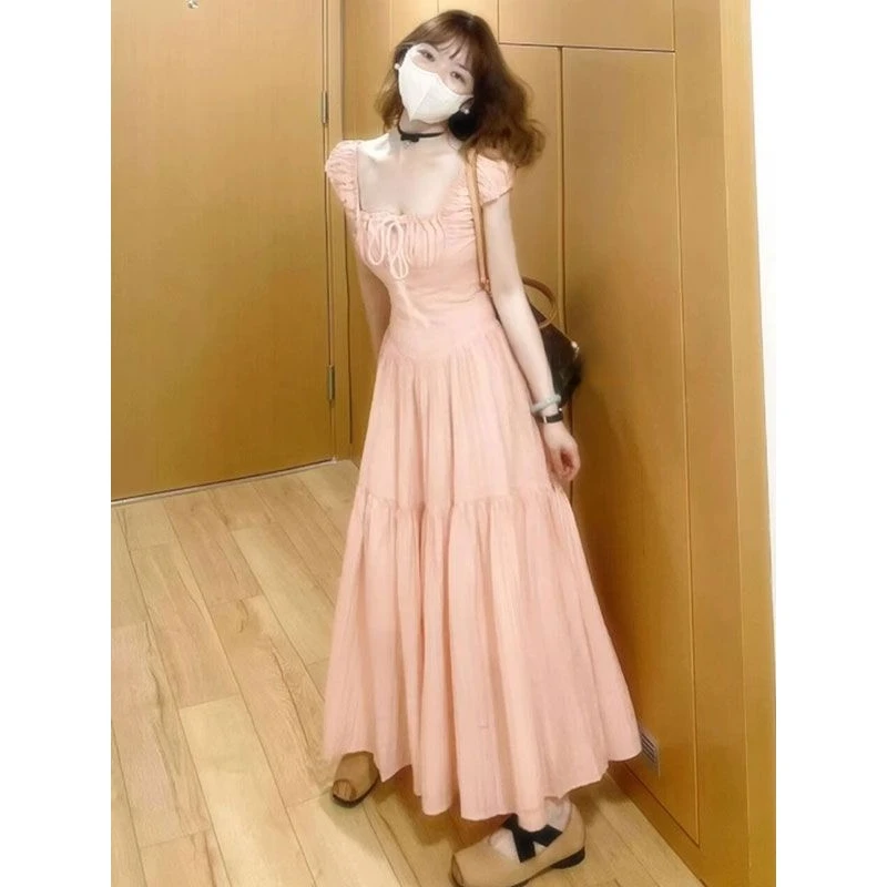 甜辣妹设计感褶皱泡泡袖连衣裙女夏季小个子收腰显示器公主长裙子