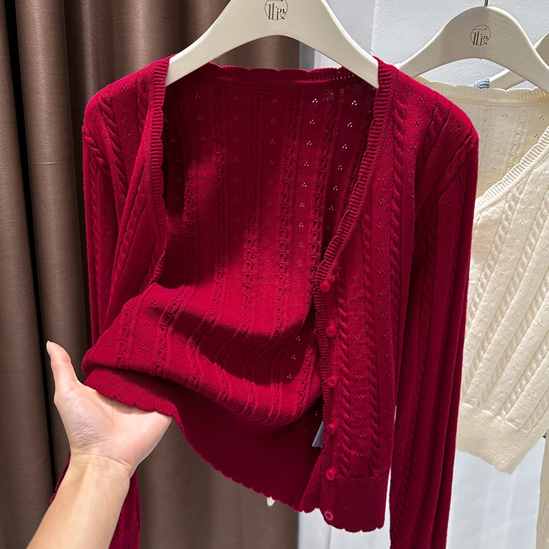 高端红色V领宽松针织长袖披肩夏季时尚镂空短款防晒外搭薄款上衣