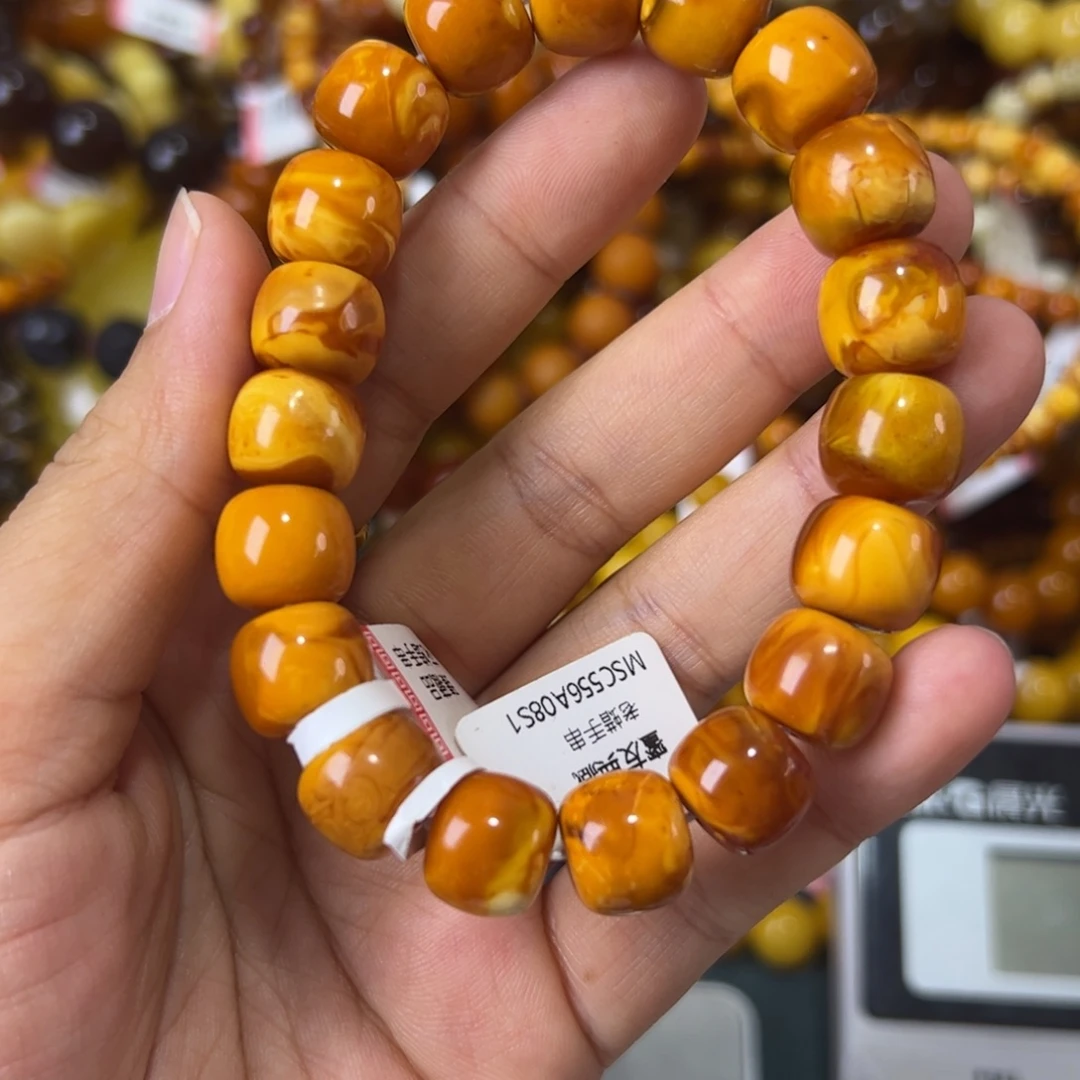 琥珀未镶嵌珠宝奇石830