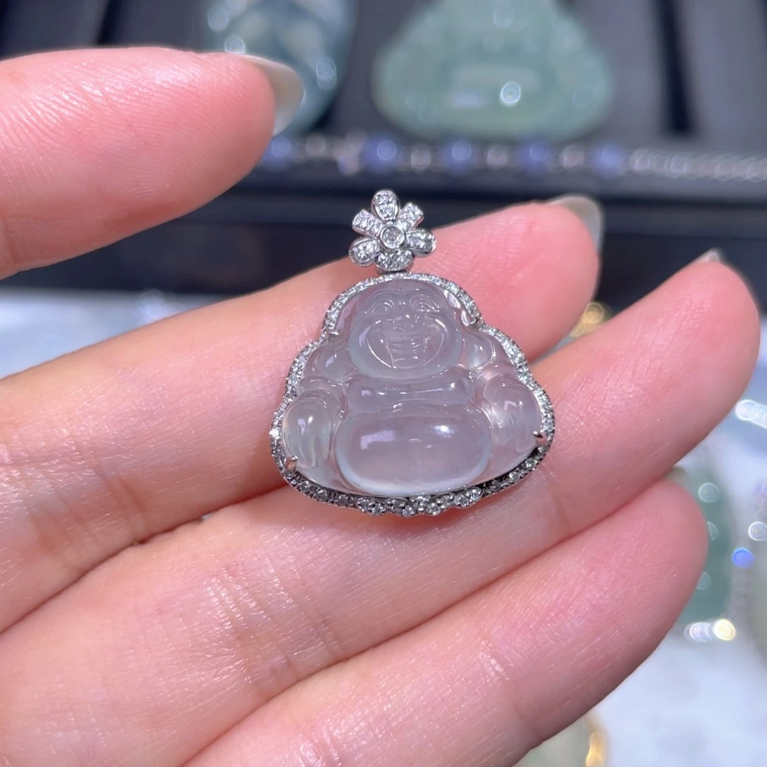 颈饰18K金镶嵌翡翠翡翠