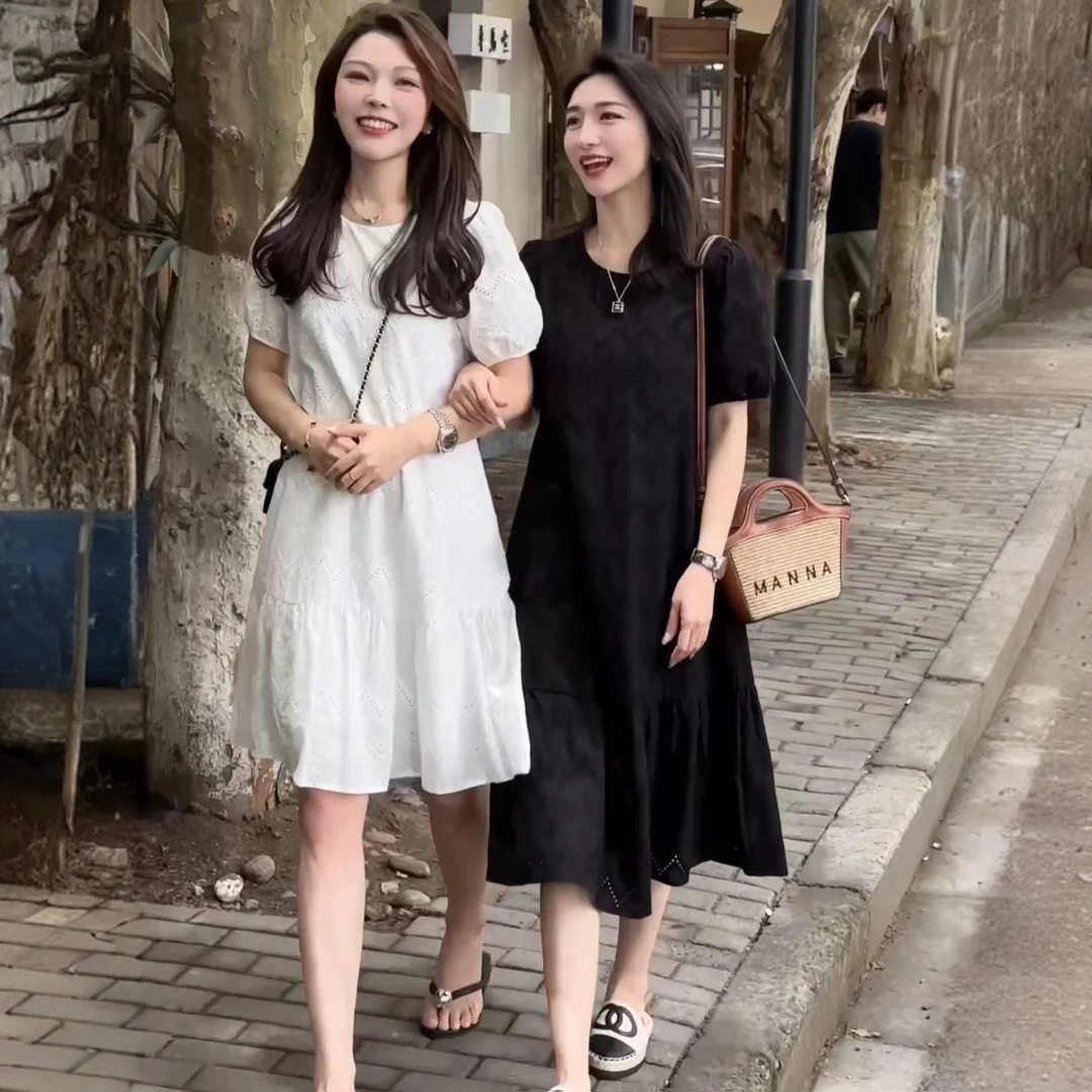 今年法式显瘦的A字型连衣裙2025夏季新款宽松遮肉减龄连衣裙