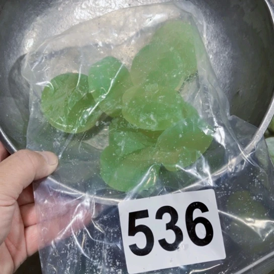 蛇纹石玉未镶嵌珠宝奇石