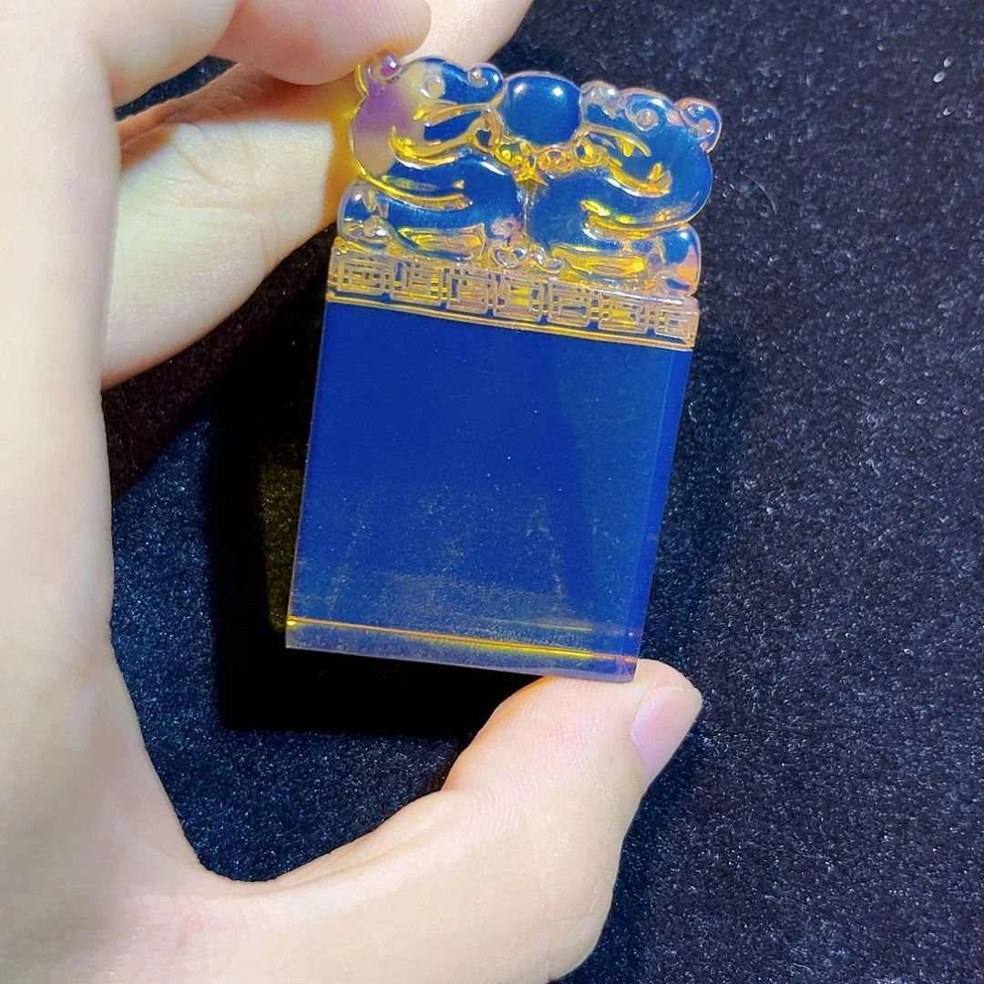 蓝珀未镶嵌珠宝奇石531