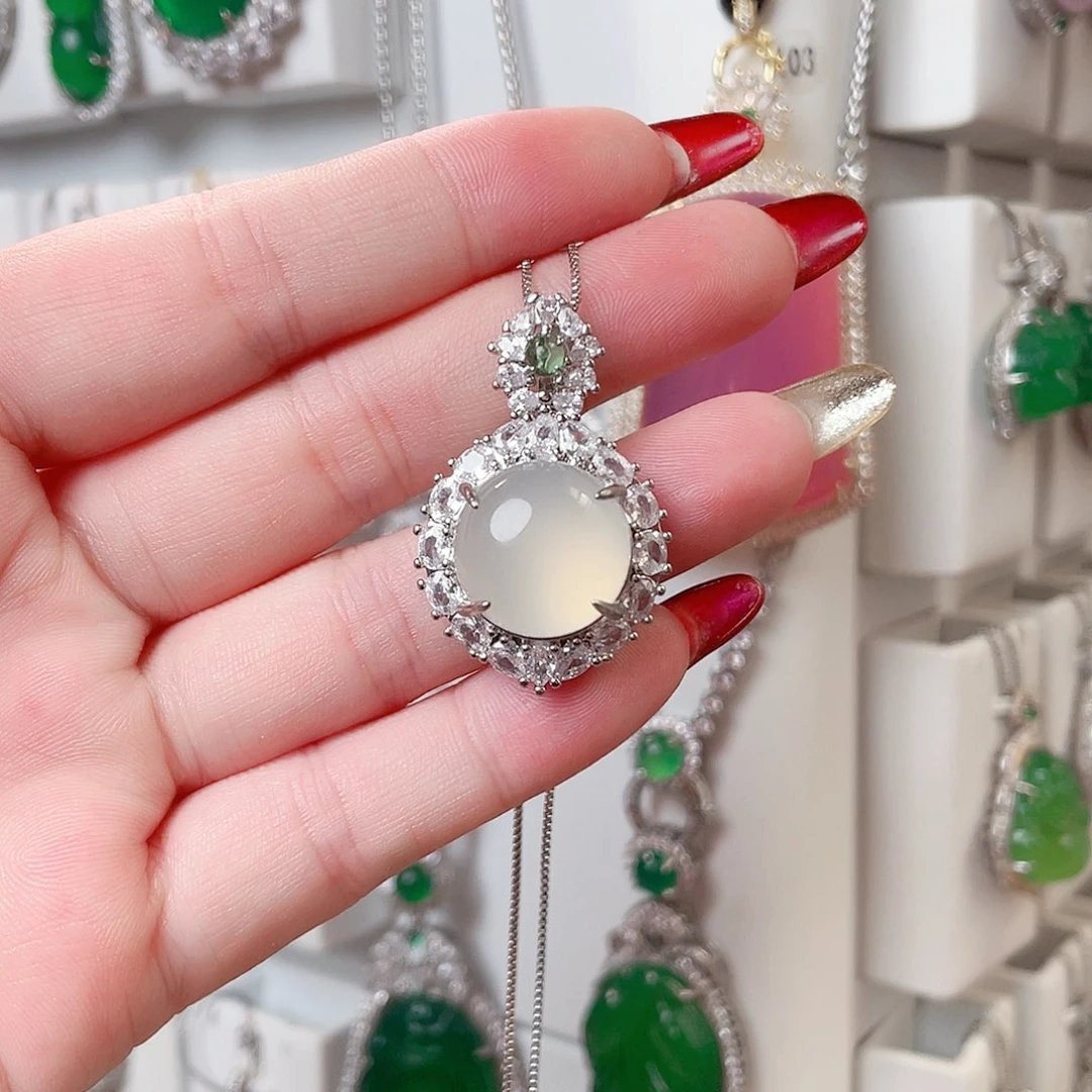 玛瑙/玉髓吊坠(赠链)未镶嵌