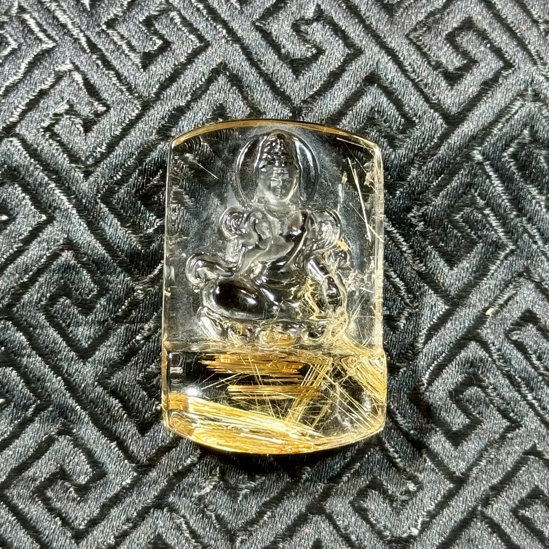 天然水晶纯手工雕刻钛晶观音菩萨吊坠精美时尚本命佛项