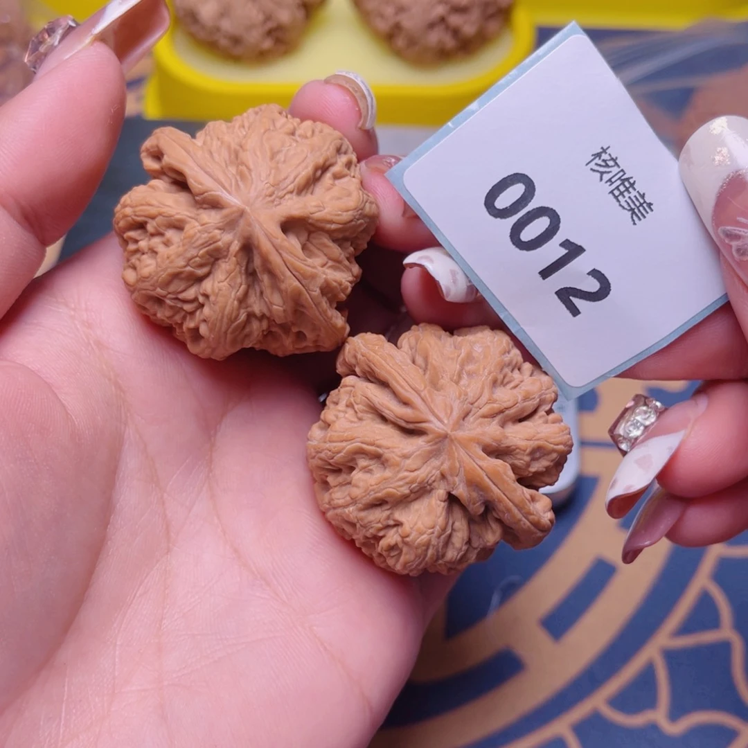文玩核桃把件粗筋40～0012