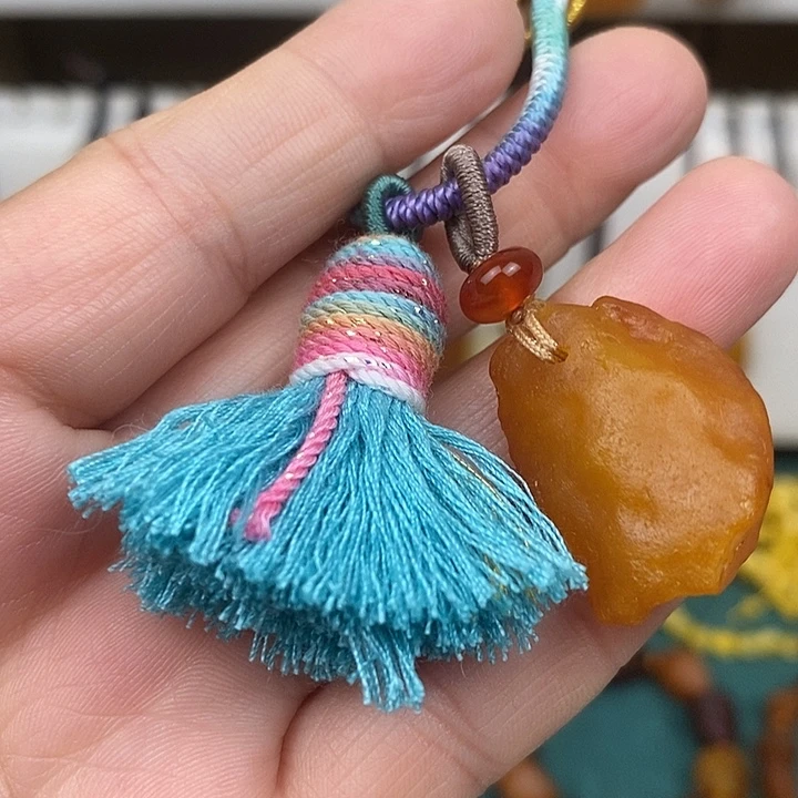 蜜蜡未镶嵌珠宝奇石钥匙扣
