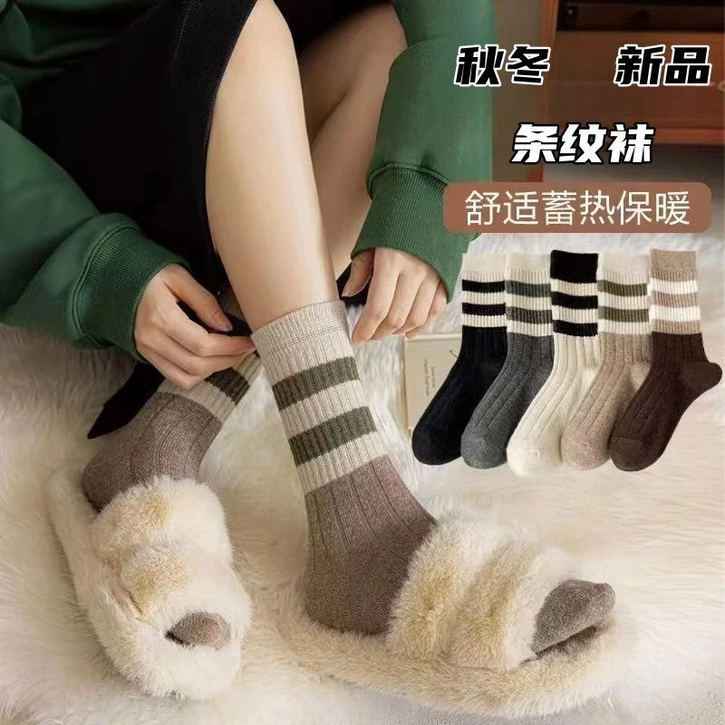 袜子女中筒袜秋冬加厚保暖ins潮流袜百搭吸汗防臭学生运动长筒袜