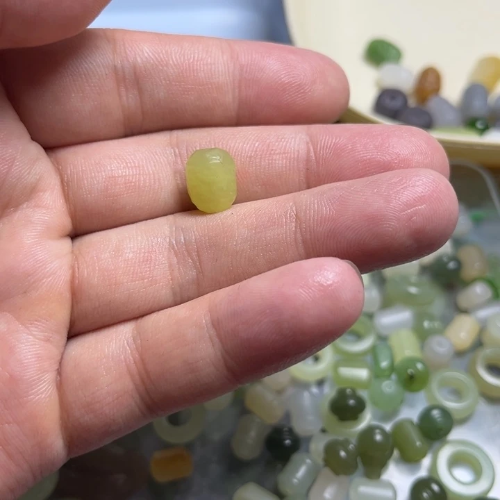 遂***༣和田玉未镶嵌套链