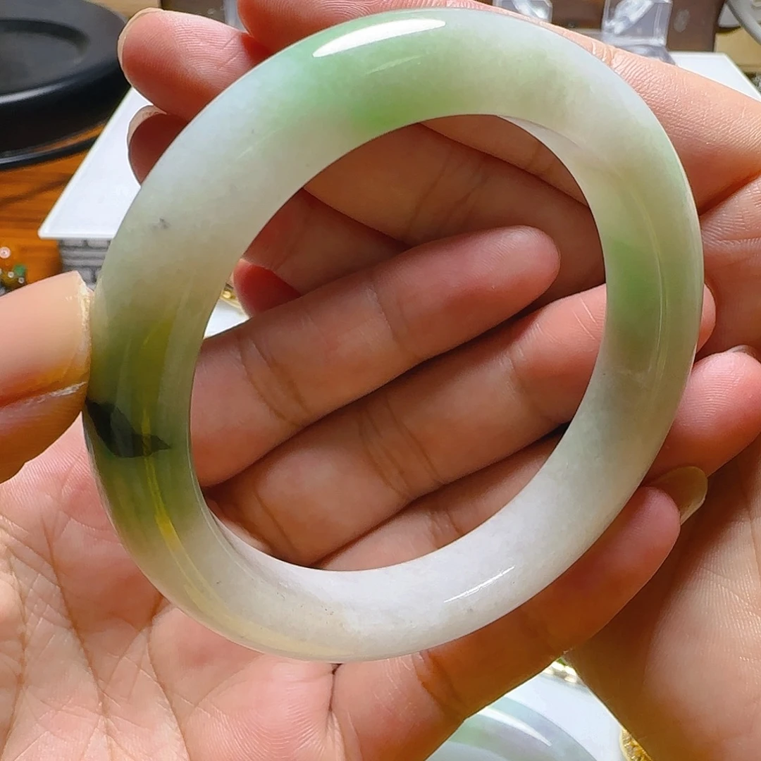 翡翠未镶嵌手镯翡翠1100