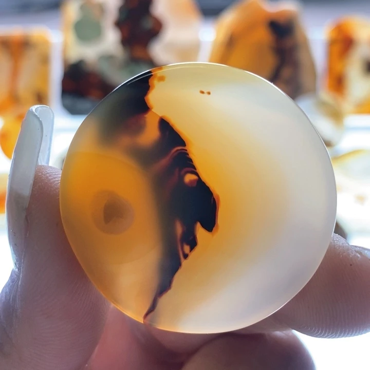 玛瑙/玉髓颈饰未镶嵌