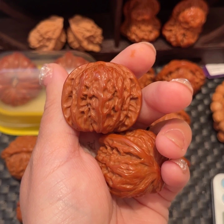 文玩核桃把件小***球磨盘