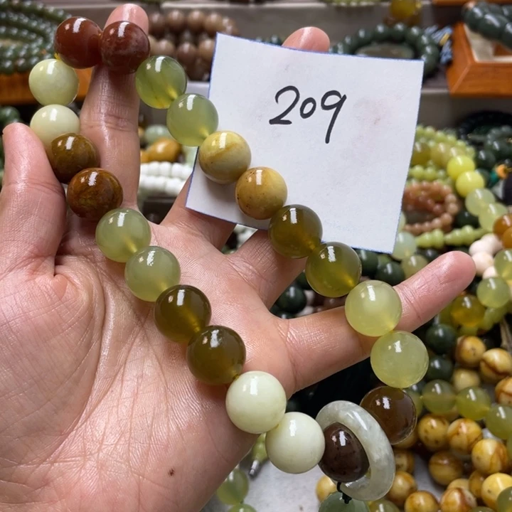 未镶嵌蛇纹石玉手链英*