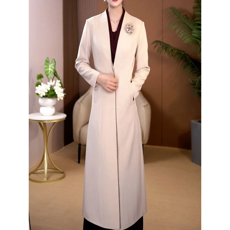 高档时尚简约纯色长袖风衣外套秋季新款气质减龄百搭长款大衣7781