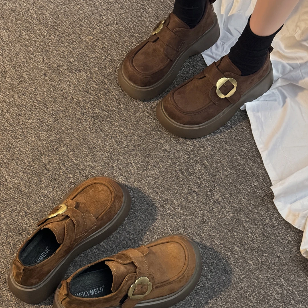 贾不假乐福鞋女款2025新款秋冬复古通勤松糕底增高显瘦小个子单鞋