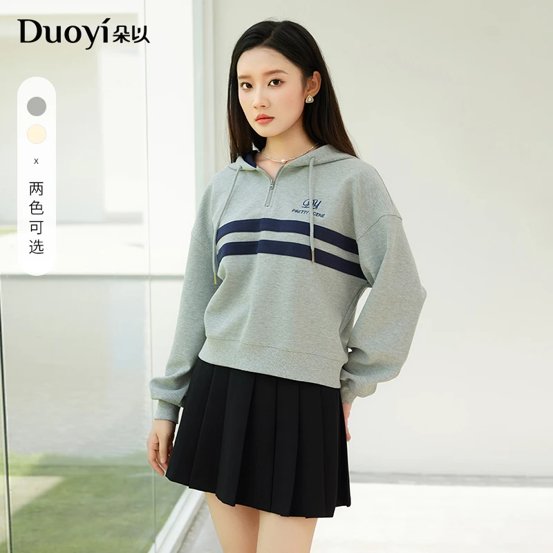 朵以2025春季新款休闲半拉链连帽条纹刺绣短款卫衣女39DC347026