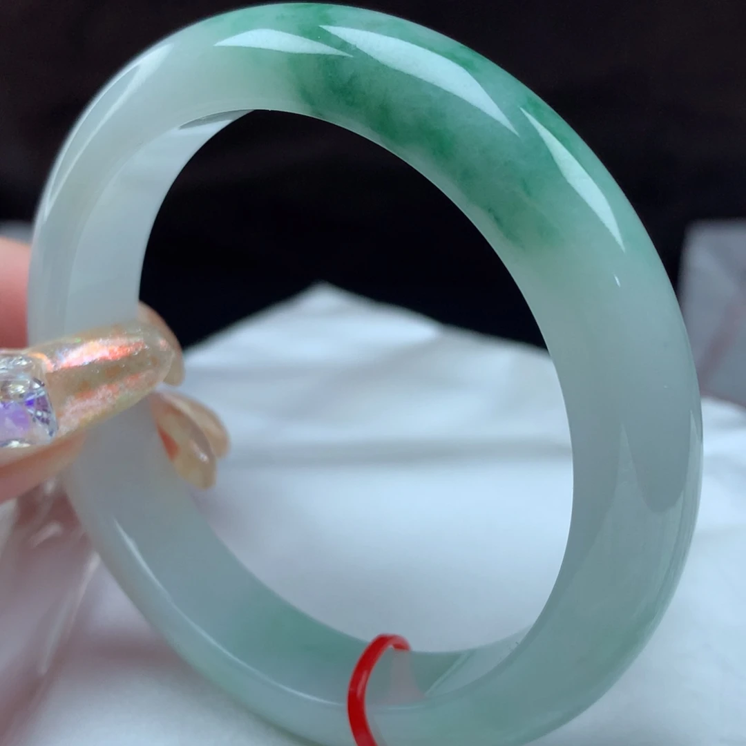 翡翠手镯未镶嵌113399，