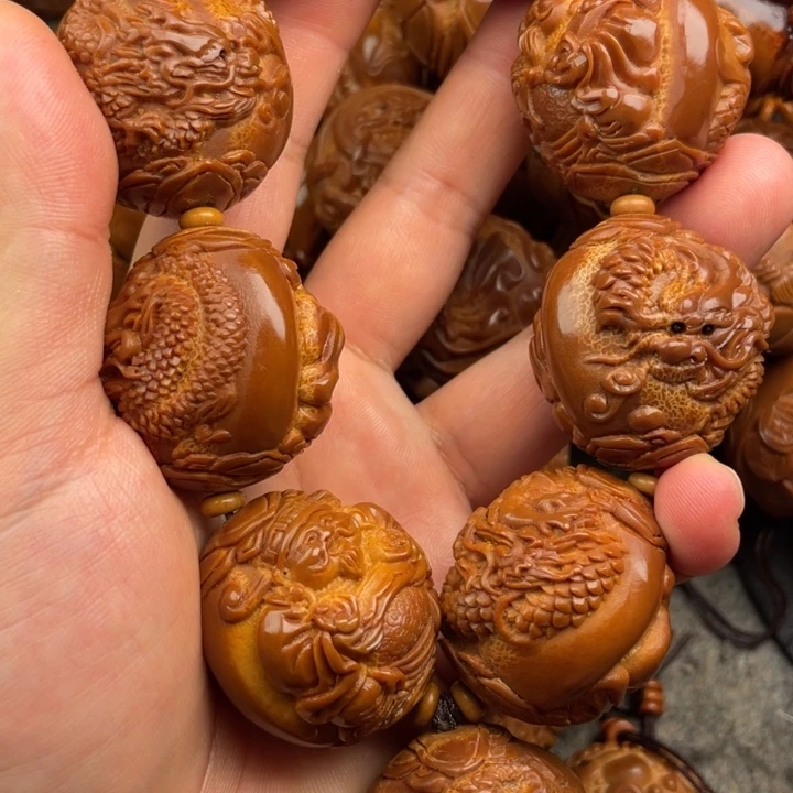 茹***贵吊坠橄榄核橄榄核