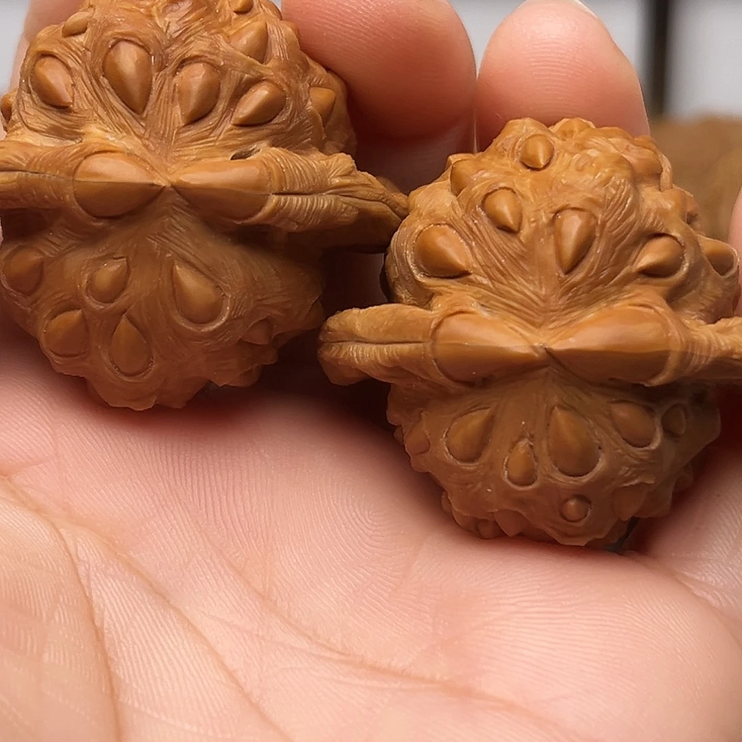 迎***丶核桃手串/手链吞噬