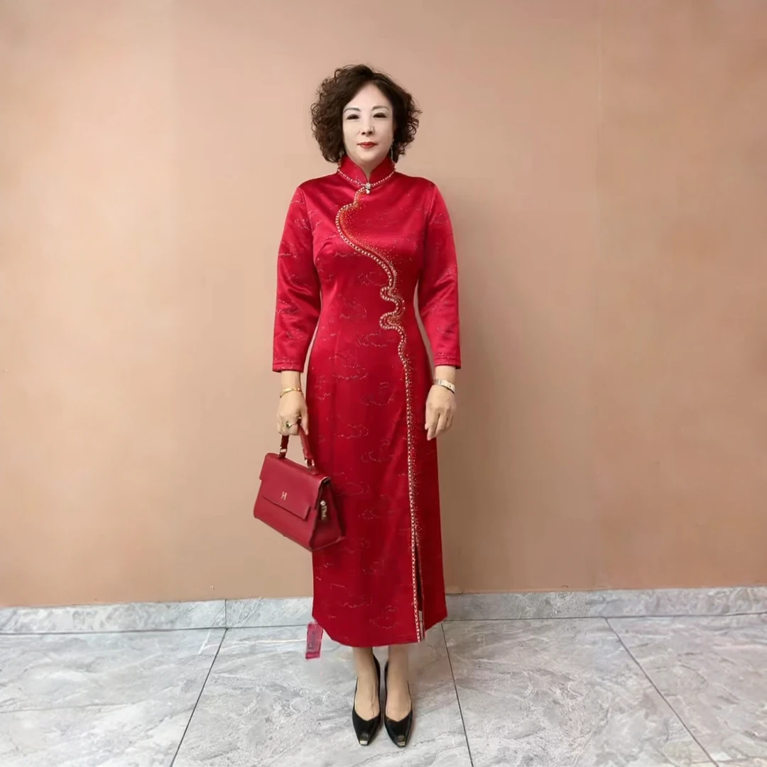 70280秋新款妈妈装婚宴礼服旗袍喜婆婆敬酒服醋酸大码长款连衣裙