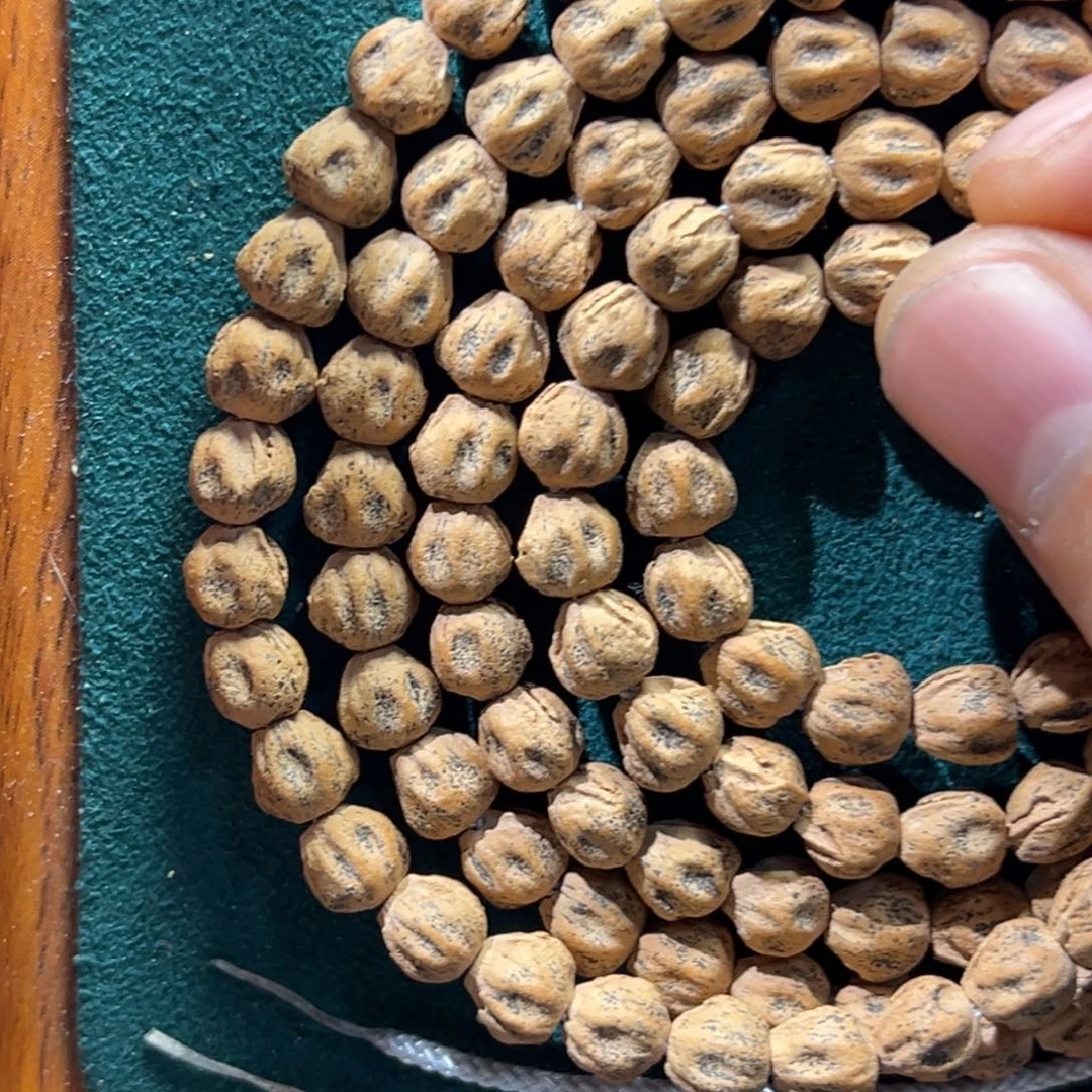 柏香籽/百香籽吊坠B28