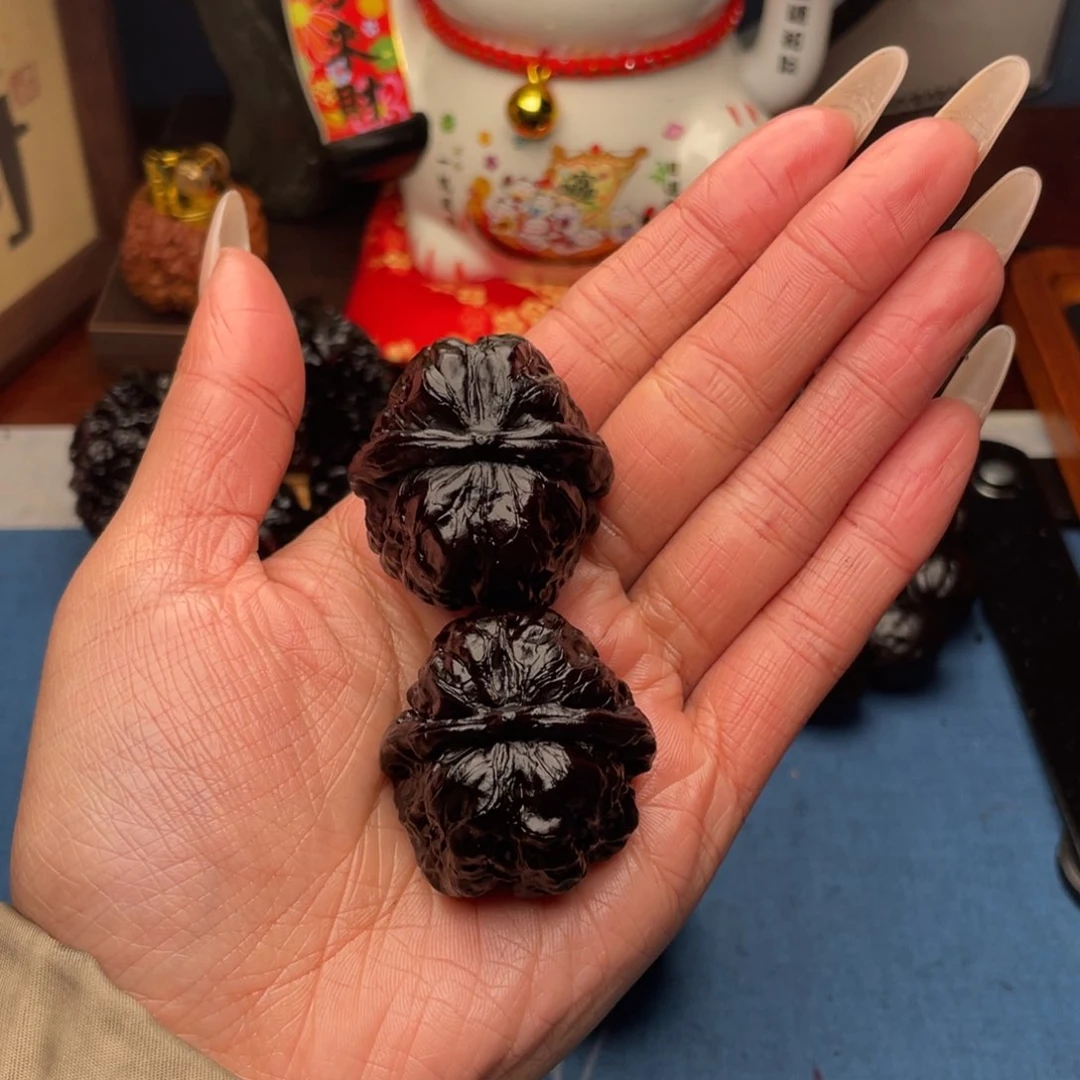 吊坠文玩核桃小黑蛙