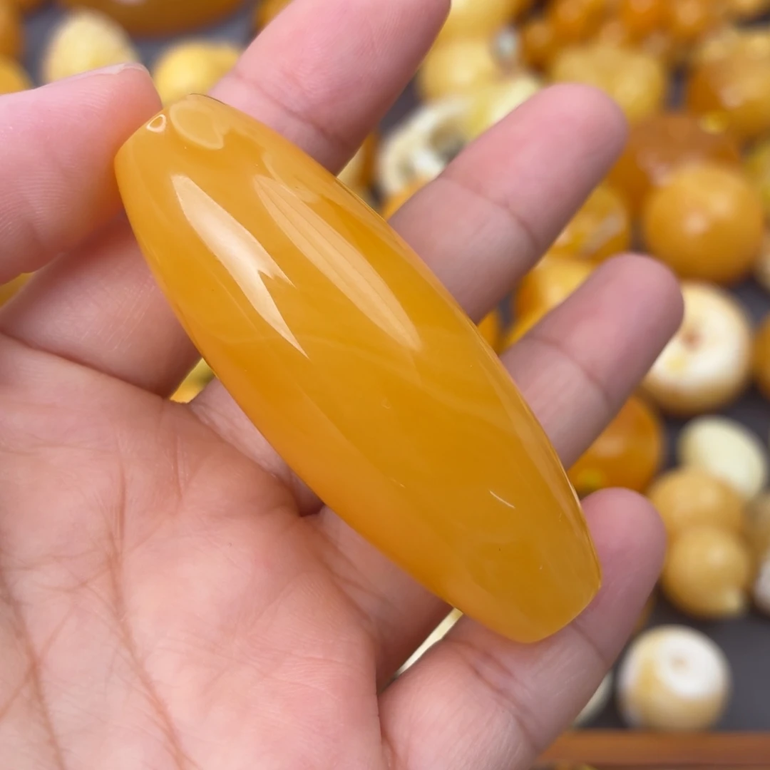 裸石虫珀未镶嵌长枣珠