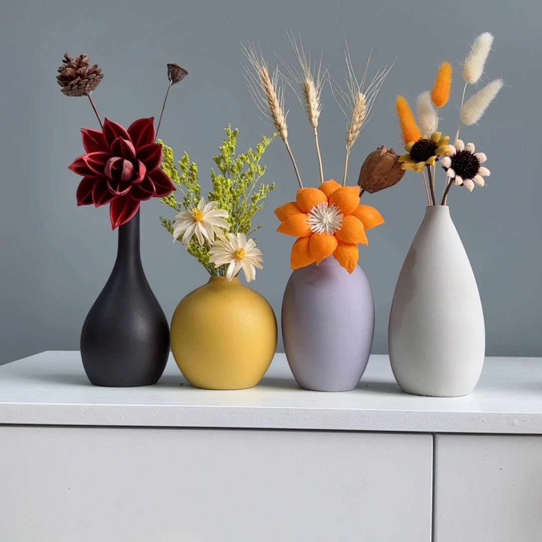 摆件陶瓷小花瓶摆件含花总高约20-30cm