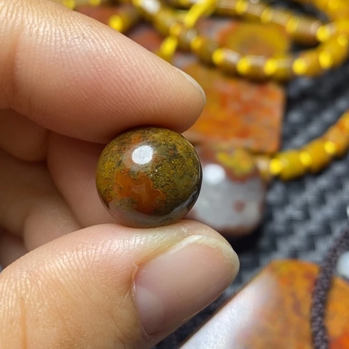 玛瑙/玉髓颈饰未镶嵌打*了