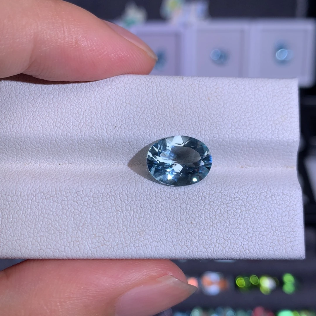 未镶嵌笔搁海蓝宝石2.775ct