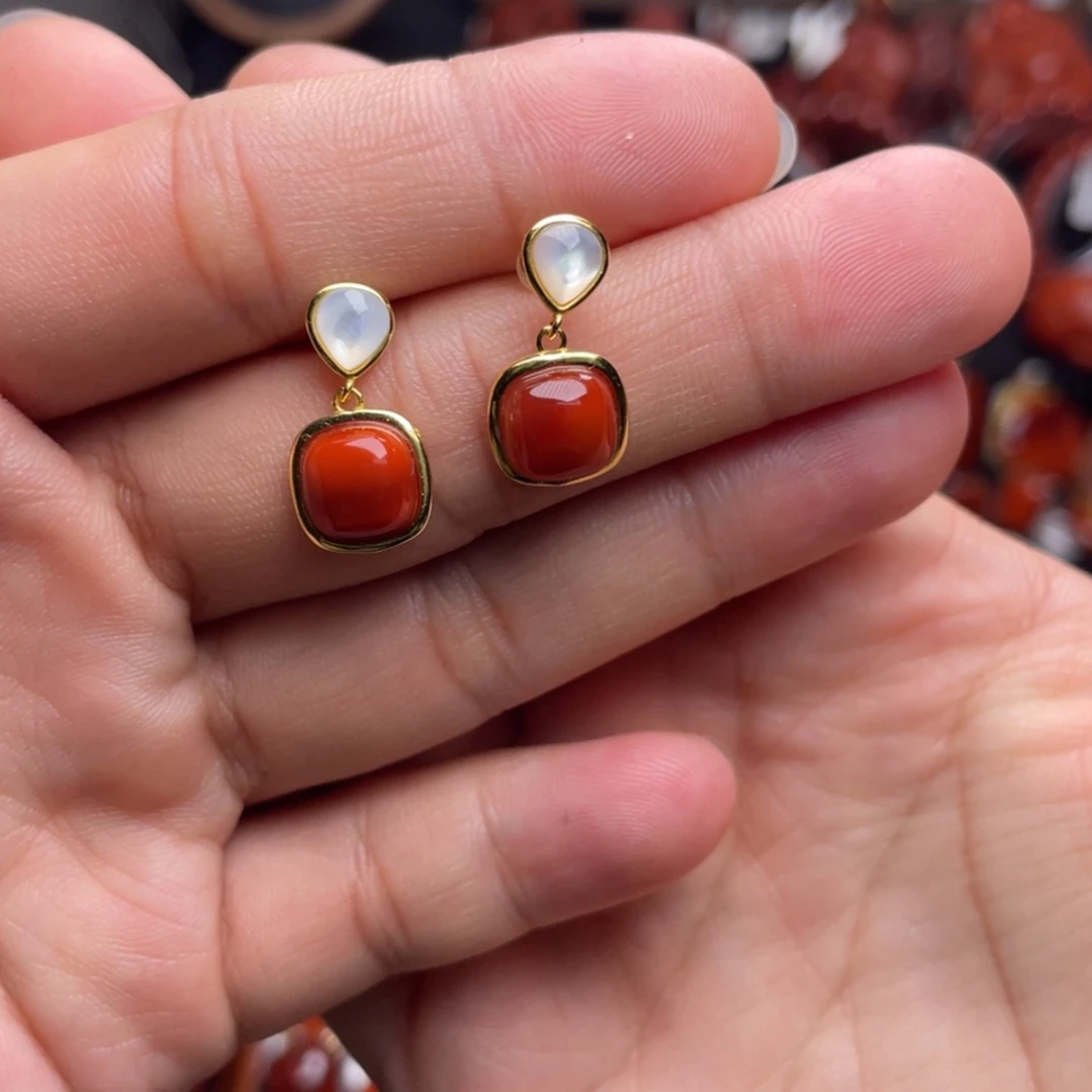 【闪购商品】银S925镶嵌方糖耳坠南红玛瑙