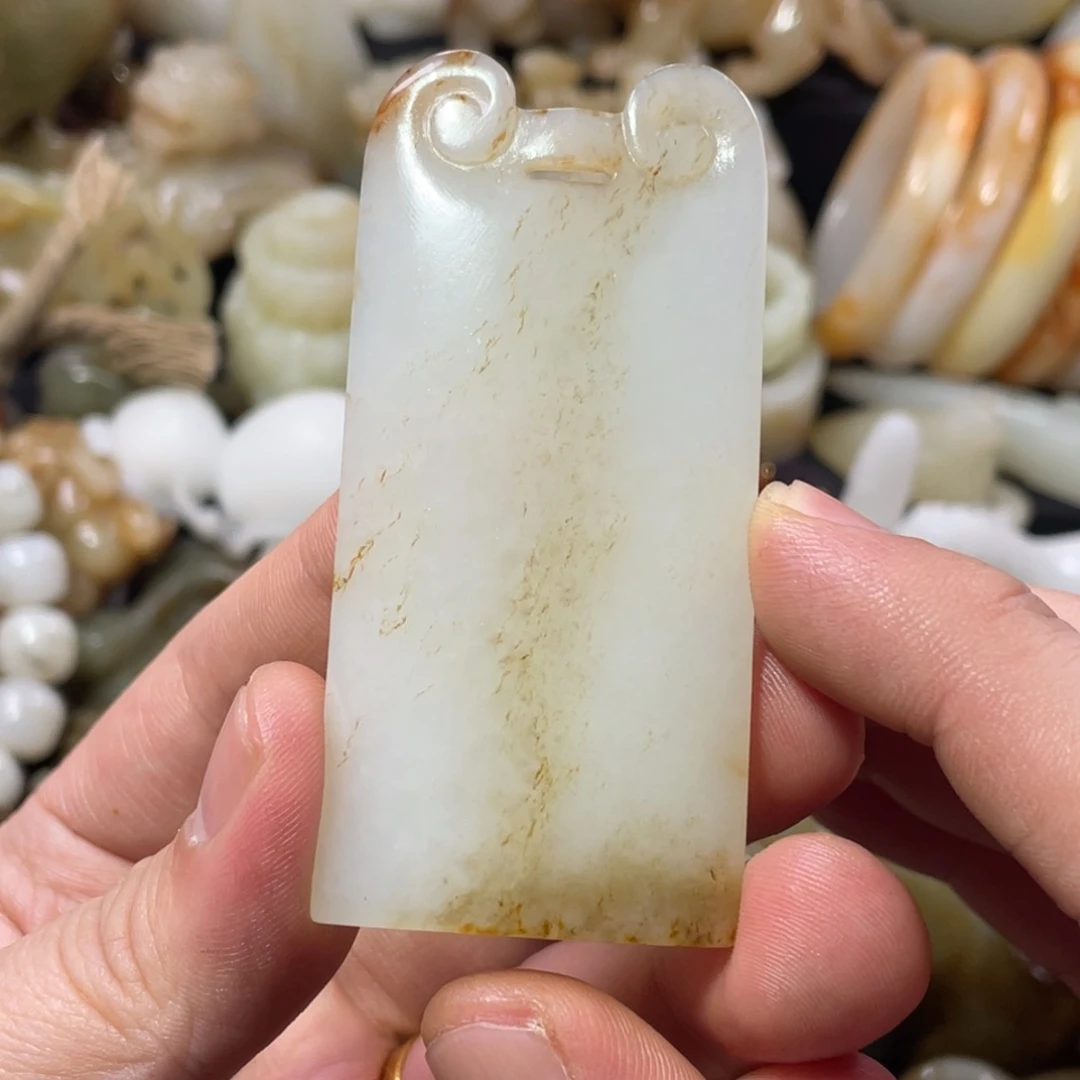 彼***）和田玉未镶嵌把件