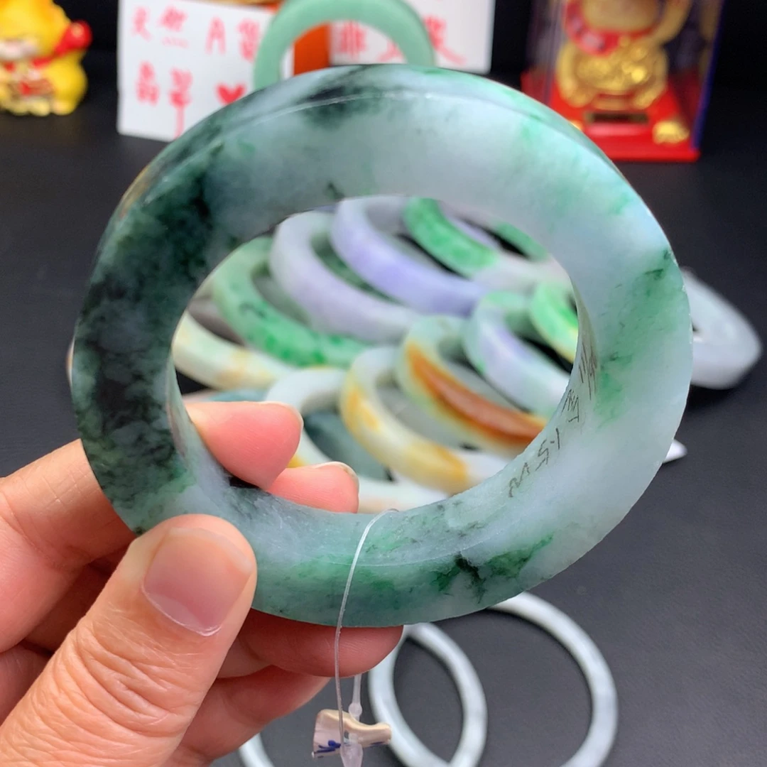 定制翡翠手镯未镶嵌